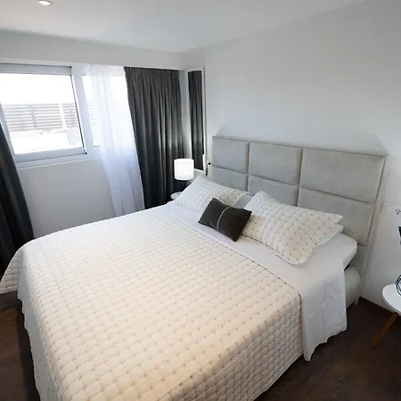 Lydia Hotel 3*