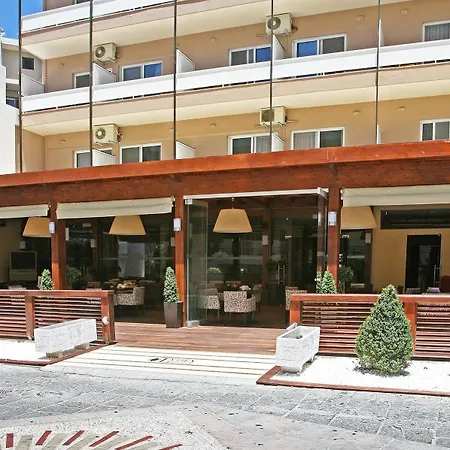 Lydia Hotel 3*