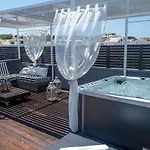 Lydia Hotel