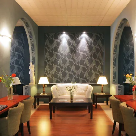 Otel Lydia