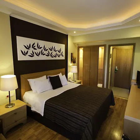 Lydia עיר רודוס